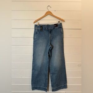 EXPRESS *SHORT* WIDE LEG HIGH RISE JEANS